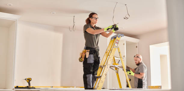 Best Residential Electrician Services  in Auburndale, FL